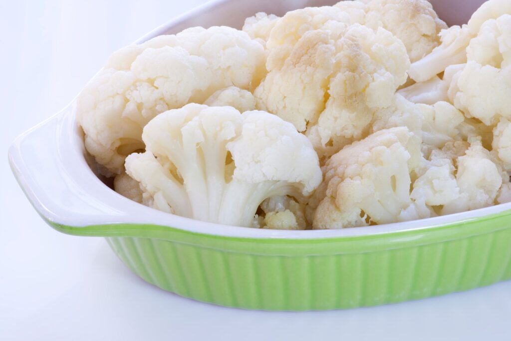 steamed cauliflower in a gratin plate
