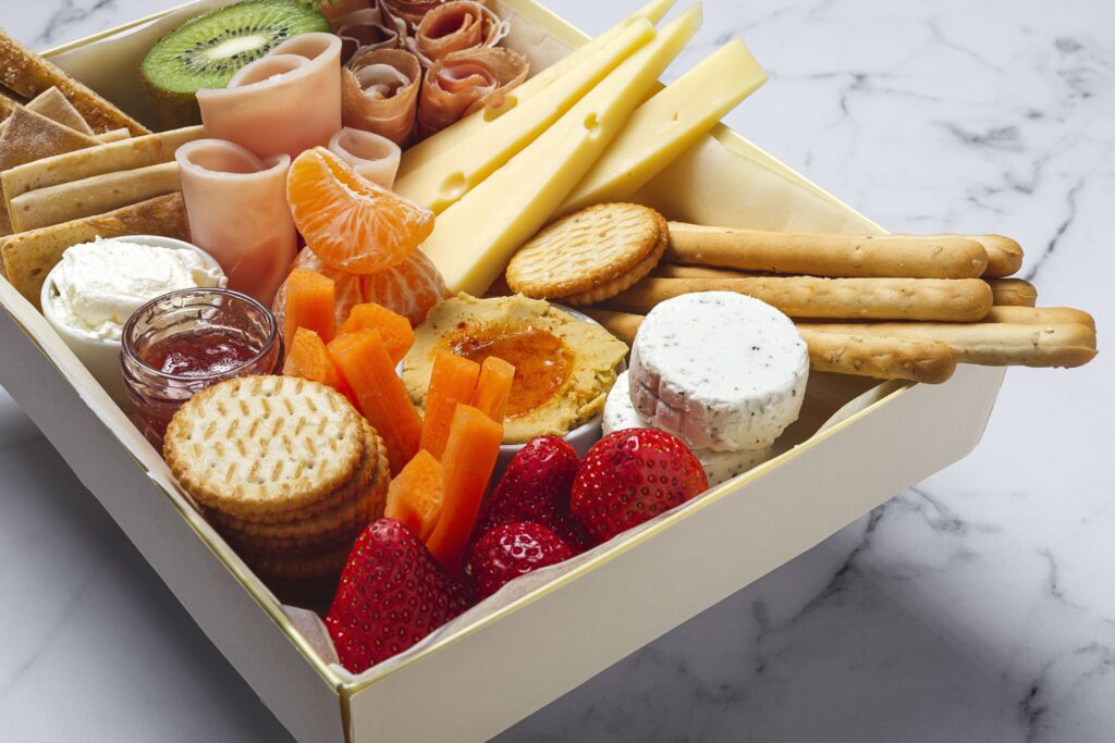 Hotel breakfast take away (1)